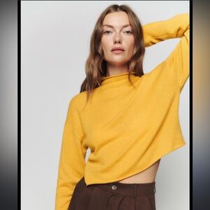 Reformation Cropped Cashmere Turtle in mustard